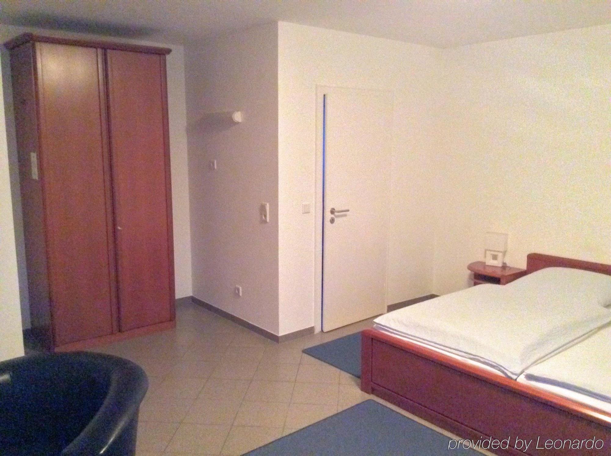 Hotel Alt Buettgen كارست المظهر الخارجي الصورة